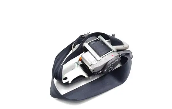 Mazda 3 I Front seatbelt 6072105