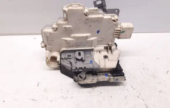Audi A4 S4 B8 8K Front door lock 8J2837016A