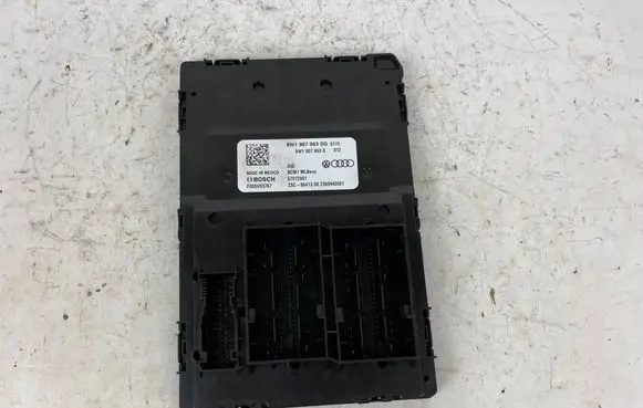 Audi Q5 SQ5 Central body control module 8W1907063DG
