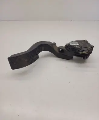 Volkswagen PASSAT B5.5 Accelerator throttle pedal 8D1721523J 6PV00837603