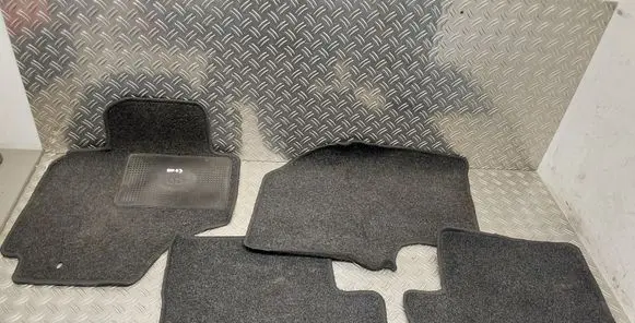 Toyota RAV 4 (XA20) Car floor mat set 