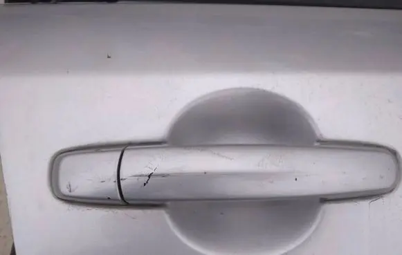Suzuki SX4 Front door exterior handle