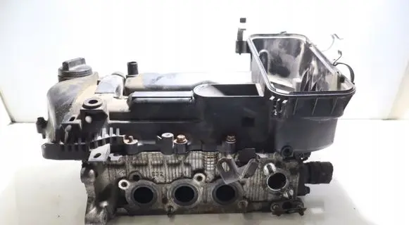 Toyota Yaris Engine head 13D4Y91432