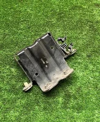 BMW X5 G05 Other engine bay part 7447009