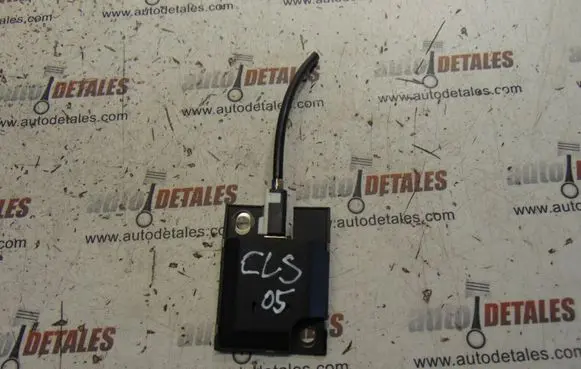 Mercedes-Benz CLS C219 Bluetooth antenna A2118203375