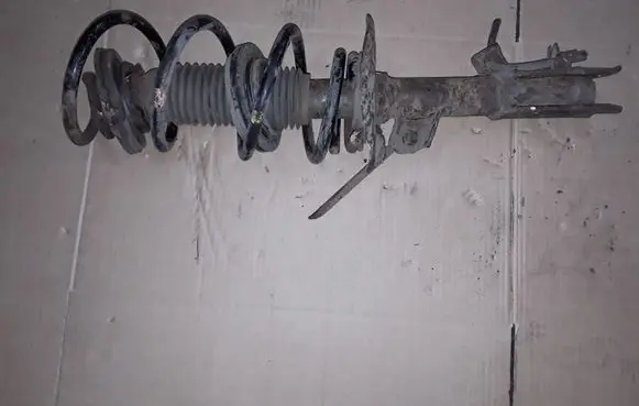 Nissan X-Trail T31 Front shock absorber with coil spring NOCODE