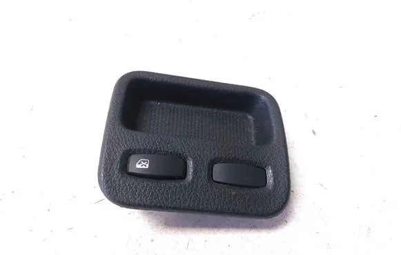 Dacia Logan I Other switches/knobs/shifts 8200406655