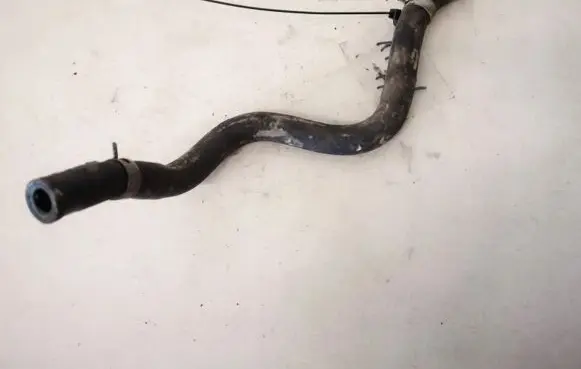 Nissan X-Trail T30 Engine coolant pipe/hose