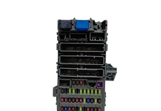 Honda CR-V Fuse module 52575LM SWAE032 5LMLJ6KB