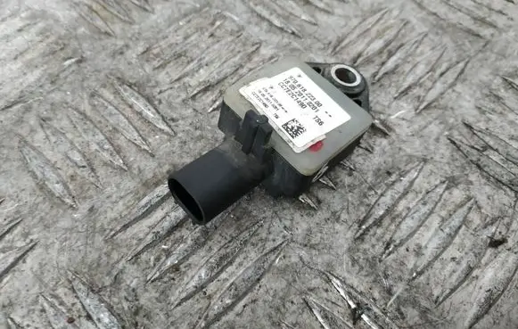 Porsche Panamera (970) Airbag deployment crash/impact sensor 97061822300