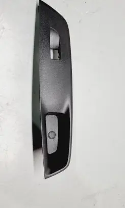 Opel Mokka B Front door window switch trim 9835153680 98351536ZD