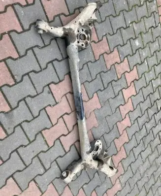 Toyota Yaris Rear axle beam 