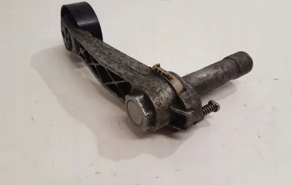 Peugeot 5008 Timing belt tensioner V757101580