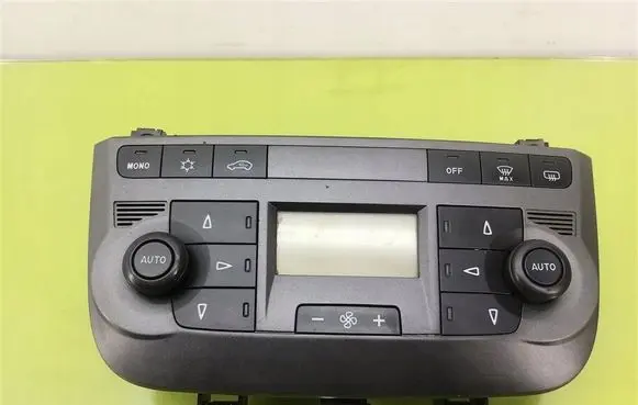 Fiat Grande Punto Climate control/heater control trim 735419793
