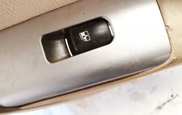 Hyundai Santa Fe Electric window control switch