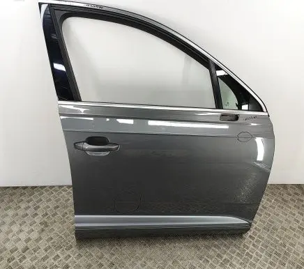 Audi Q7 4M Front door 4M0831052F