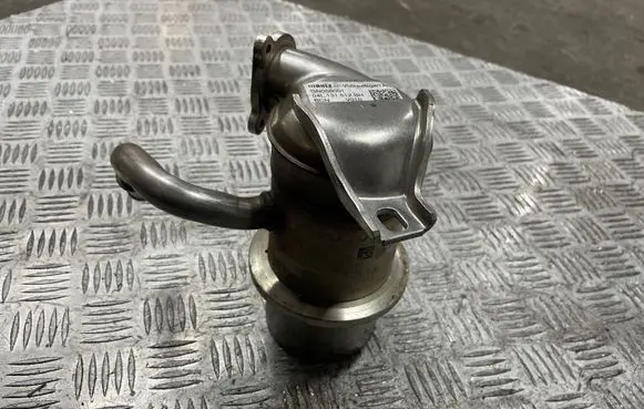 Skoda Octavia Mk3 (5E) EGR valve cooler 04L131512BH