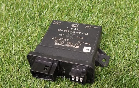 Skoda Roomster (5J) Light module LCM 5J0907357 5DF00904150