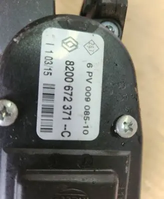 Renault Master III Accelerator throttle pedal 8200672371