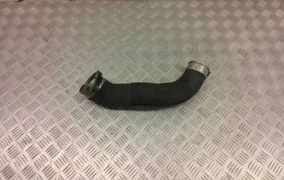 BMW X1 F48 F49 Intercooler hose/pipe 7637197