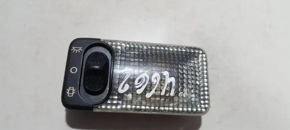 Citroen Xsara Picasso Front seat light 