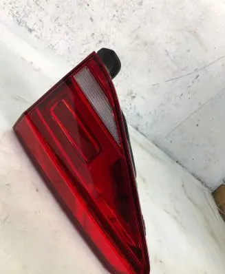 Volkswagen Touran III Tailgate rear/tail lights 5ta945094d