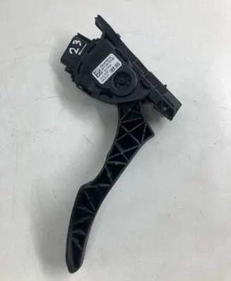 Volvo XC60 Accelerator throttle pedal 6G929F836DD
