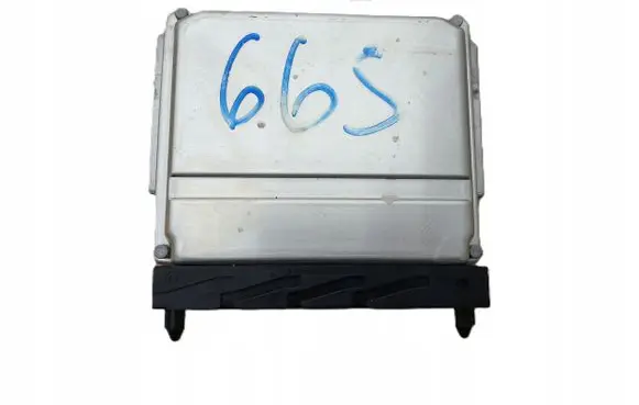 Volvo XC70 Engine control unit/module 0261207666