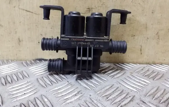 BMW X5 E70 Coolant heater control valve 64116910544 6910544 1147412166
