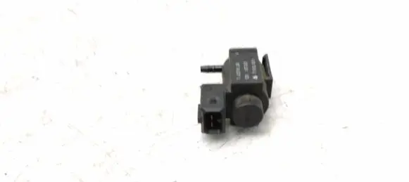 BMW X1 E84 Turbo solenoid valve 70231800 7810831 12T333