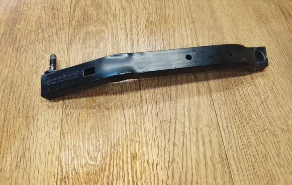Porsche Macan (95B) Radiator support slam panel bracket 95B805527