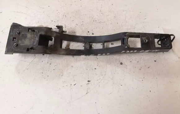 Rear door exterior handle/bracket