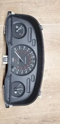 Ford Mondeo MK I Speedometer (instrument cluster) P818c 431527A XS2F10C956CA