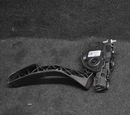 Ford Mondeo MK IV Accelerator throttle pedal 6G929F836SC