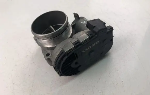 Volvo V70 Throttle valve 31216665