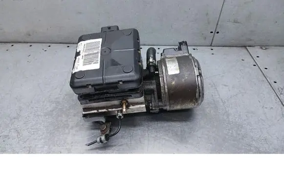 Citroen C5 Air suspension compressor 9636716080