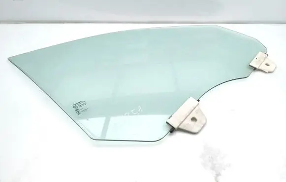 Jeep Grand Cherokee Front door window glass four-door