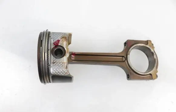 Mazda 6 Piston with connecting rod