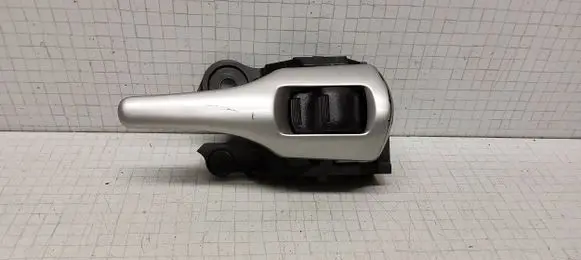 Toyota Verso Front door interior handle 62318A1