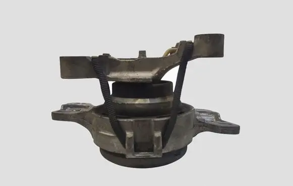 Volvo V40 Engine mount bracket 326F09 31359639