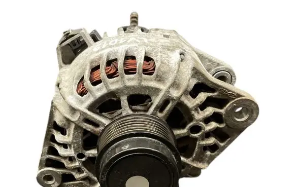 KIA Rio Generator/alternator 2616559 373002B760