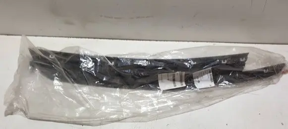 Opel Crossland X Front bumper lip 13477139 LE1396951 LT125
