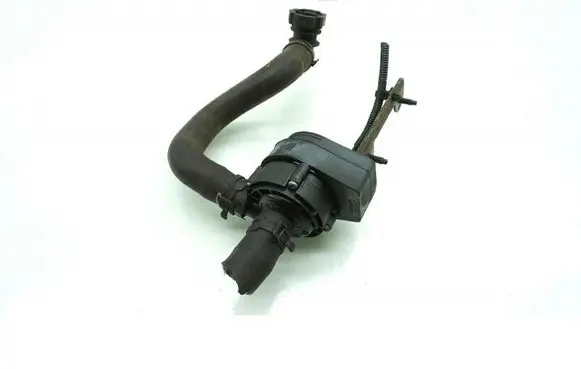 Jaguar XF X250 Water pump 