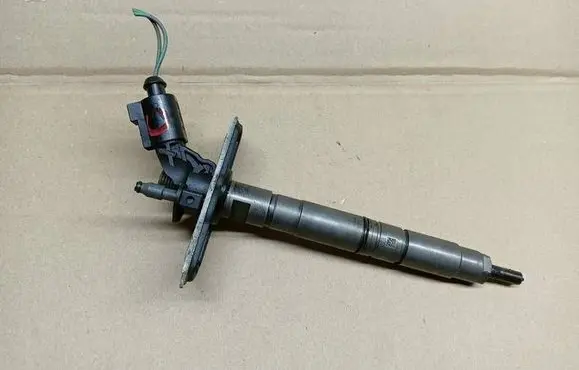 Audi Q5 SQ5 8R Fuel injector 059130277BE 0445116023
