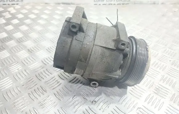 Renault Megane I Air conditioning (A/C) compressor (pump) 5560630