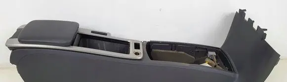 Volvo C70 Center console
