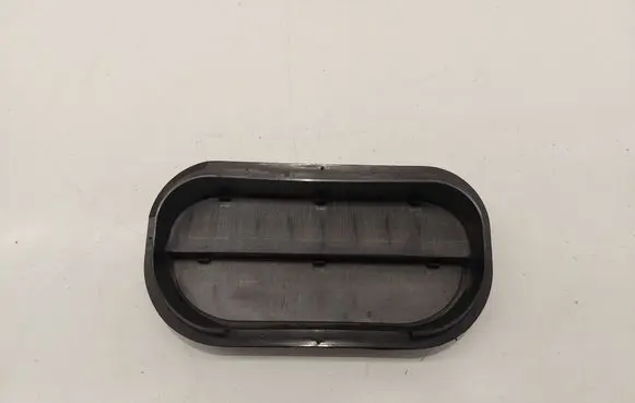 Volkswagen PASSAT B8 Quarter panel pressure vent 6R0819465A
