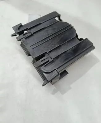 BMW 5 F10 F11 Engine control unit holder 8507703
