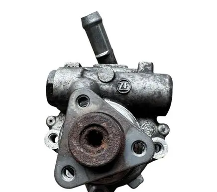 BMW 3 E46 Power steering pump 7692974546 676815502B