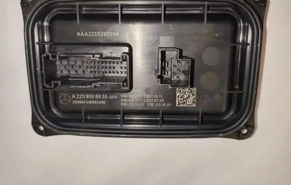 Mercedes-Benz S W223 LED ballast control module A2239008035